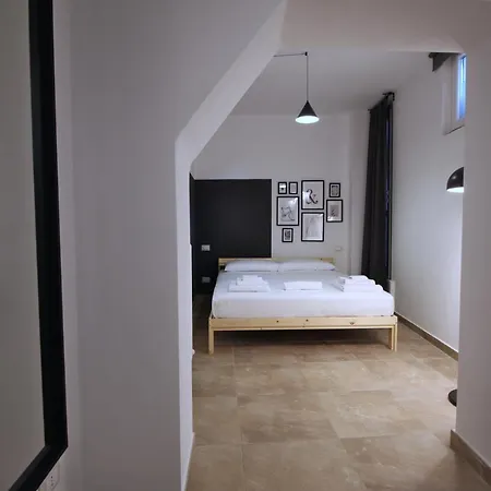 Bed & Breakfast Castle House